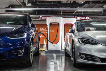 二手车贩都颤抖，电动车的保值率为啥这么低？