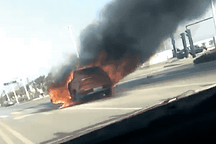 听说自燃与你无关？温州威马EX5路旁起火，让蔚来不再孤单