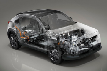 官方发布日版马自达MX-30EV相关图片，外观内饰都有提升