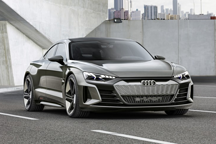 奥迪的春节礼物，奥迪e-tron GT即将发售，满电续航400km