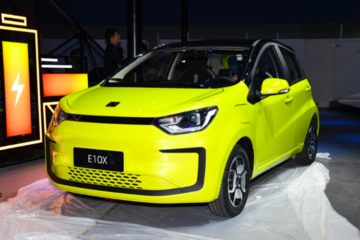 思皓E10X預(yù)售開啟，起售價(jià)不到4萬，微電車再添入局者
