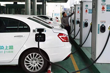 都说电动车是未来，为什么充电还是一桩难求？