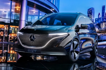 奔驰全新纯电MPV概念图曝光，内饰奢华沉稳，续航265km