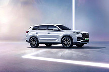 瑞虎8 PLUS混動(dòng)起售價(jià)15.18萬(wàn)元，百公里油耗1L