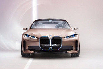 全新BMW i4中国上市，售价44.99-53.99万元，零百加速3.9秒