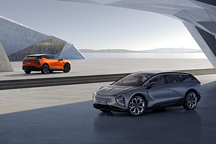 美學(xué)創(chuàng)新典范，高合汽車(chē)HiPhi X榮膺2022年度德國(guó)紅點(diǎn)設(shè)計(jì)大獎(jiǎng)