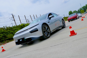 一台正常行驶30万公里的小鹏P7品质实测大揭秘