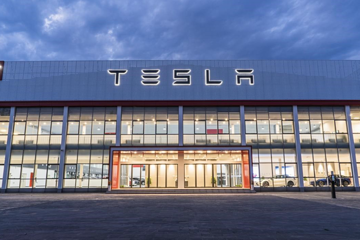 特斯拉“上新”置换政策助力“油换电”，每车最高补贴一万元！