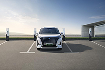 騰勢D9正式上市，充電15分鐘續(xù)航230km