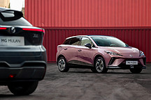 國產(chǎn)首款全球車上市，3.8秒即可破百的電動小鋼炮，最低12.98萬元