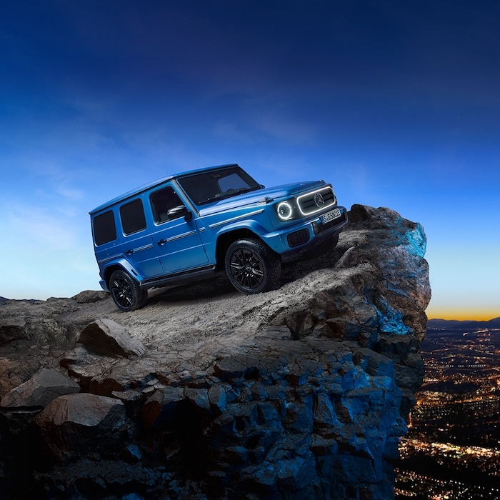 奔驰G级越野车真帅