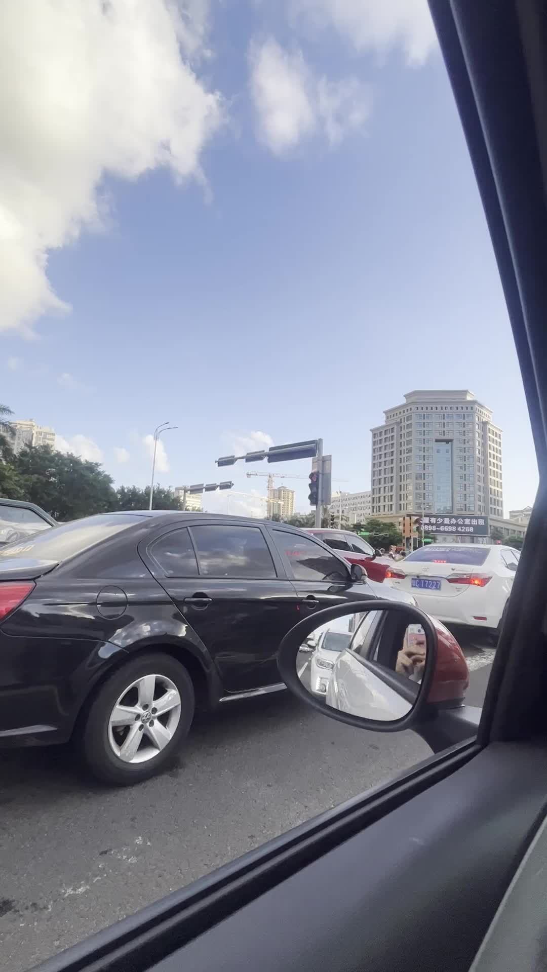堵车车