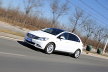 动力升级/品质依旧 电动邦评测腾势400