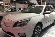 2017成都车展探馆：华骐300E实车曝光