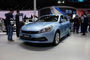 9月中旬上市，工况205km续航的骏派A70E值得等？