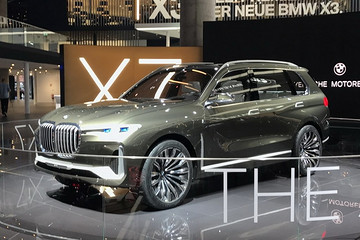 配燃料电池动力系统 宝马X7概念车正式发布