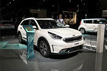 纯电续航里程58km 极睿插电式混合动力版发布