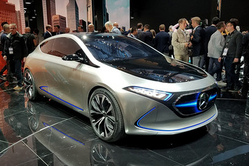 解读奔驰EQA概念车 奔驰真的要进军新能源车市场了