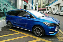 没号买车等明年 比亚迪宋MAX新能源版2018年上市