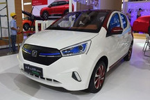 焕然一新 众泰云100 Plus 10月10日上市