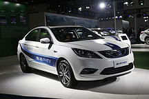 最大续航1000km！爱卡实拍长安逸动PHEV