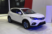 基于燃油版车型打造 东南DX3 EV将亮相2017广州车展