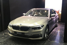 2017广州车展探馆：华晨宝马530Le实车