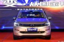 续航500km采用换电模式 国金汽车首款纯电动MPV GM3静态体验