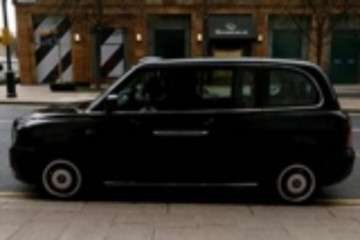 黑色电动出租车现身伦敦街头 续航里程可达400英里