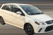 續航達300km 北汽新能源EV300諜照曝光