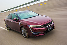 體驗(yàn)本田 Clarity Fuel Cell 三分鐘充滿能跑 750 公里