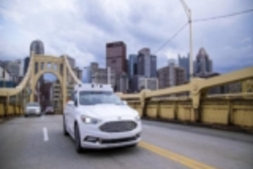 投资加大 福特2017年财收预计锐减3亿美元