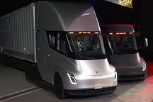 开电动卡车跑赛道指日可待？特斯拉居然把它当做了车主福利