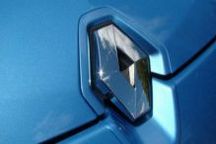 雷诺加入欧洲电动汽车快充网