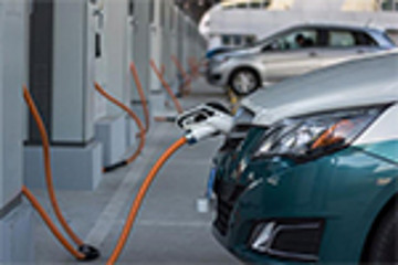 山西太原供電公司服務(wù)電動公交充電站建設(shè)