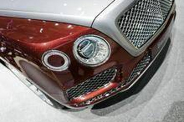 拥抱新能源的宾利，想告诉你科技就是新豪华