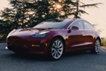 为提高产能 特斯拉曾于2月底暂停Model 3生产一周