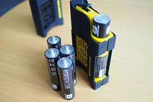 武汉造氢燃料电池汽车 跑1公里只需0.1元