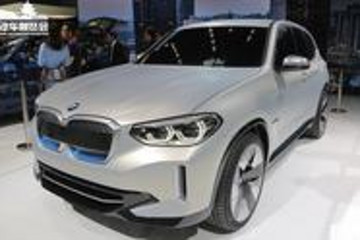 纯电SUV宝马iX3计划量产 未来国内投产
