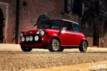 時尚緊湊型小車代表，因新能源復活的MINI Electric致敬英倫經(jīng)典
