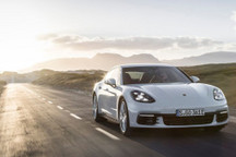 售127.6991萬 保時捷Panamera 4 E-Hybrid上市