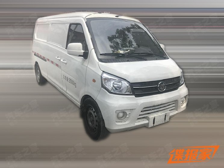 Размер кузова или удлинение, раскрыты шпионские фотографии электромобиля Fuqi Qiteng M70L EV