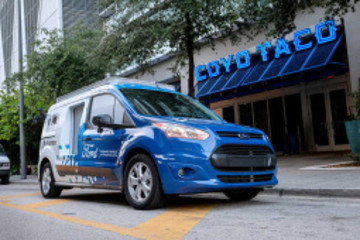 福特与Postmates合作测试自动驾驶外卖运输车