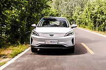 對比宋 EV400 和榮威 ERX5 帝豪 GSe 能讓你心動嗎