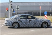 对标宝马和奥迪，新款梅赛德斯-奔驰S级车型将配置3级自动驾驶技术