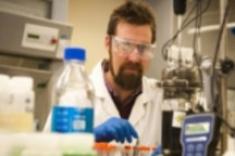 低价高效提取电动车电池所需材料，昆士兰大学授权Pure Battery Technologies相关技术