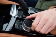 寶馬iDrive全解析 旋控器快捷鍵提升便捷性及體驗度