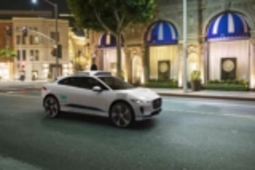 谷歌无人驾驶公司开始考虑盈利，年底推出首个无人驾驶打车服务