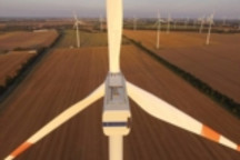 歐盟能源專員Ca?ete敦促到2030年碳減排目標提高至45%