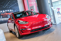 特斯拉 Model 3 双电机版本官方价格上涨